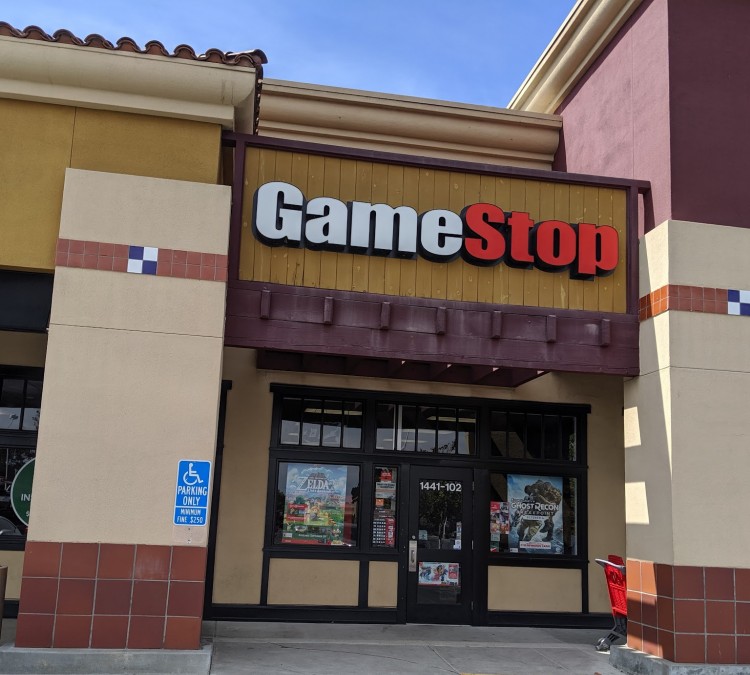 GameStop (Watsonville,&nbspCA)